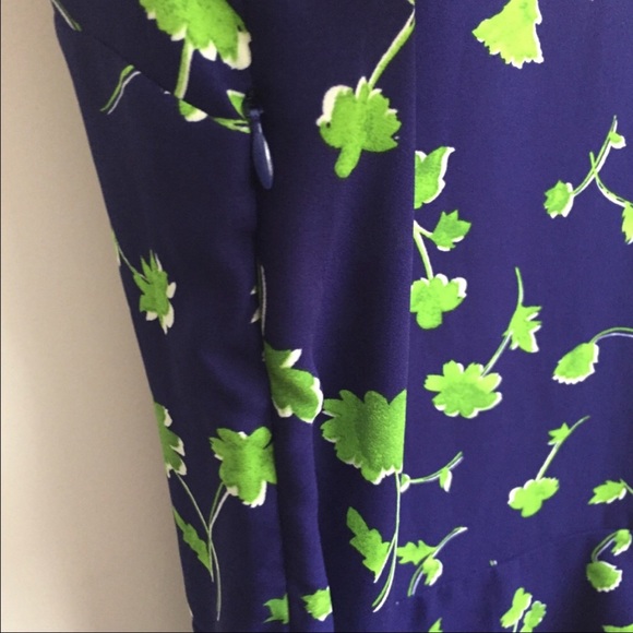 Banana Republic Top. - Picture 3 of 3